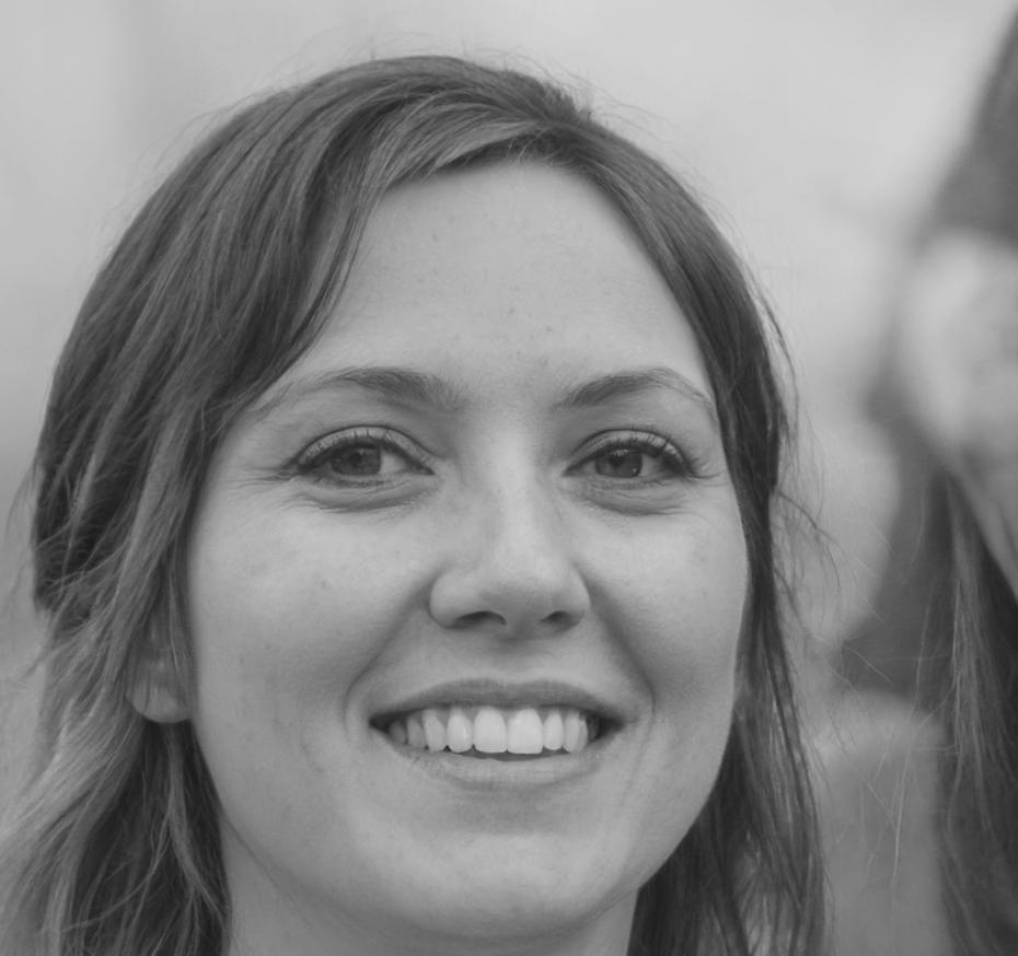 Everly Thornfield, Email Support Specialist